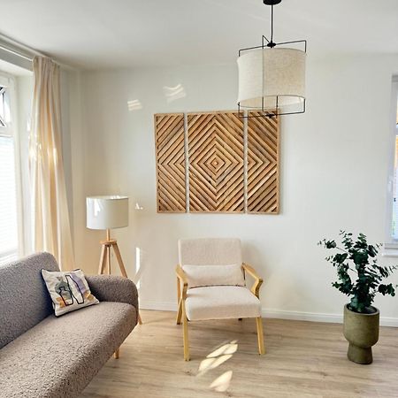 2,5 Zimmer Ferienwohnung Fehmarn Mit Eigenem Parkplatz エクステリア 写真