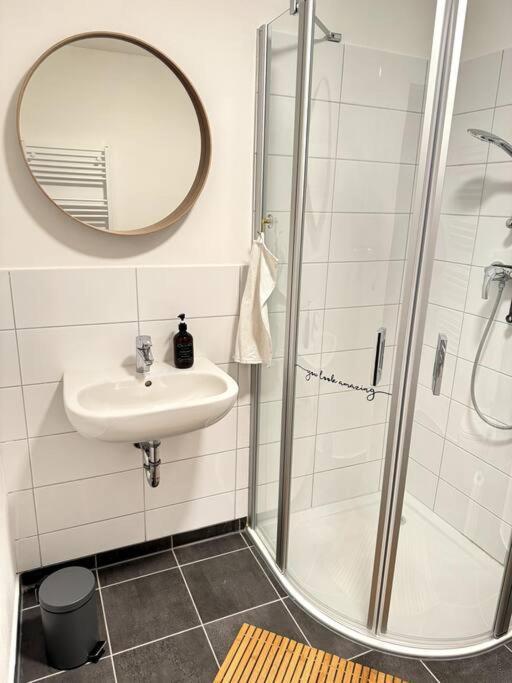 2,5 Zimmer Ferienwohnung Fehmarn Mit Eigenem Parkplatz エクステリア 写真