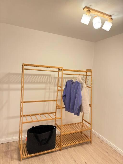 2,5 Zimmer Ferienwohnung Fehmarn Mit Eigenem Parkplatz エクステリア 写真
